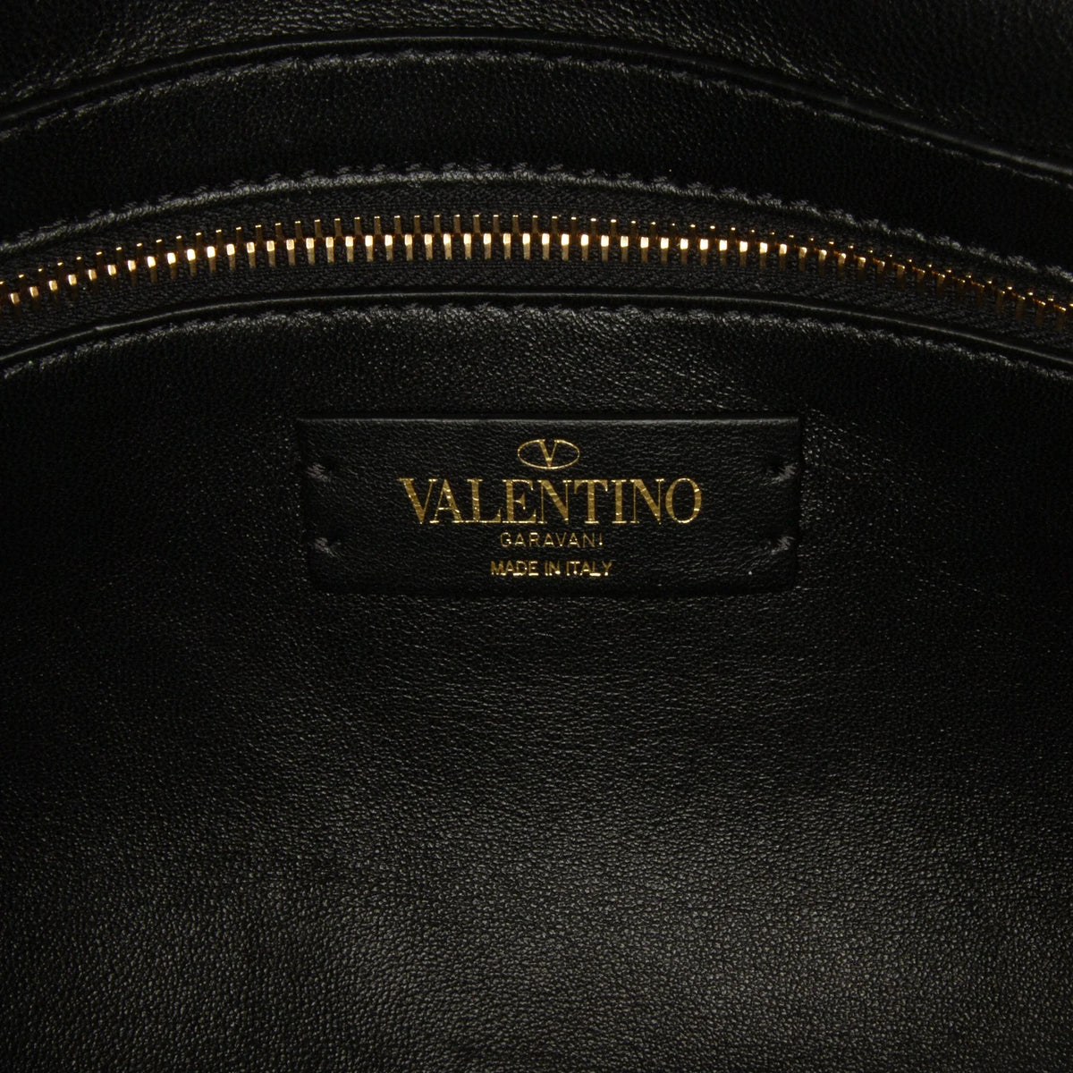 Pre-Owned Roman Stud (Good) Valentino Authenticated Leather Medium Unisex Satchel Black Calf